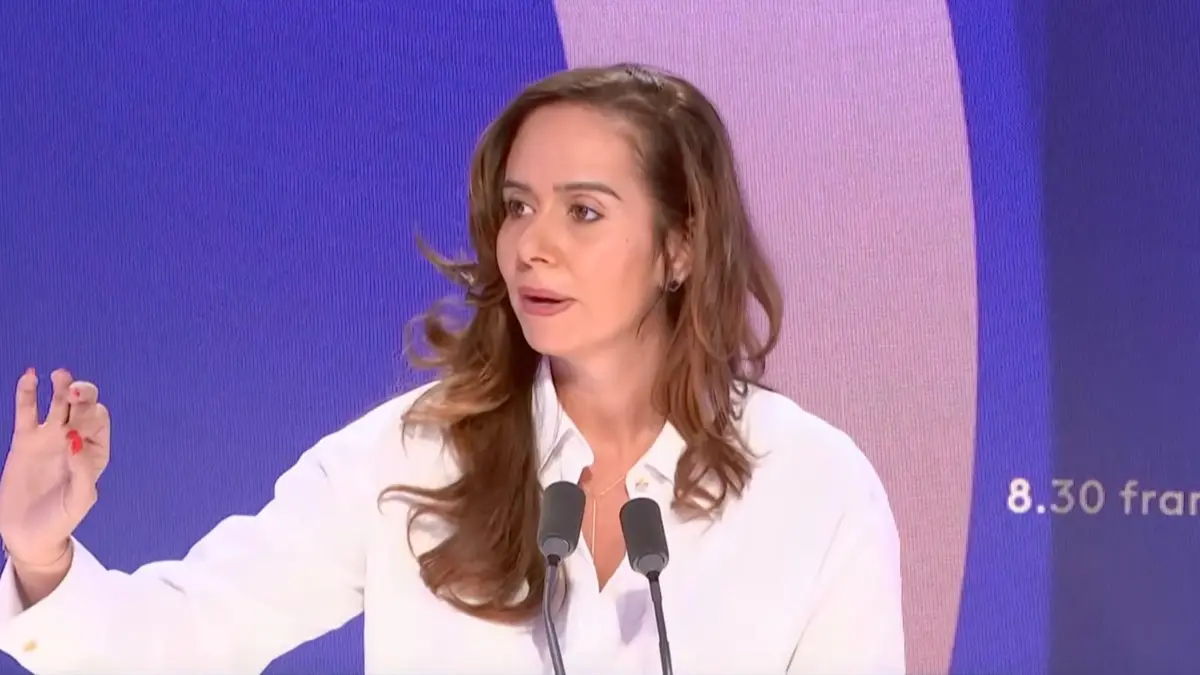 Interview de Sarah Knafo sur franceinfo : un responsable de la rédaction aurait présenté ses excuses, la direction dément